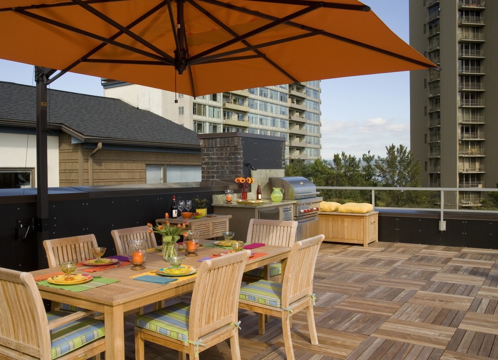 Seattle penthouse roof deck